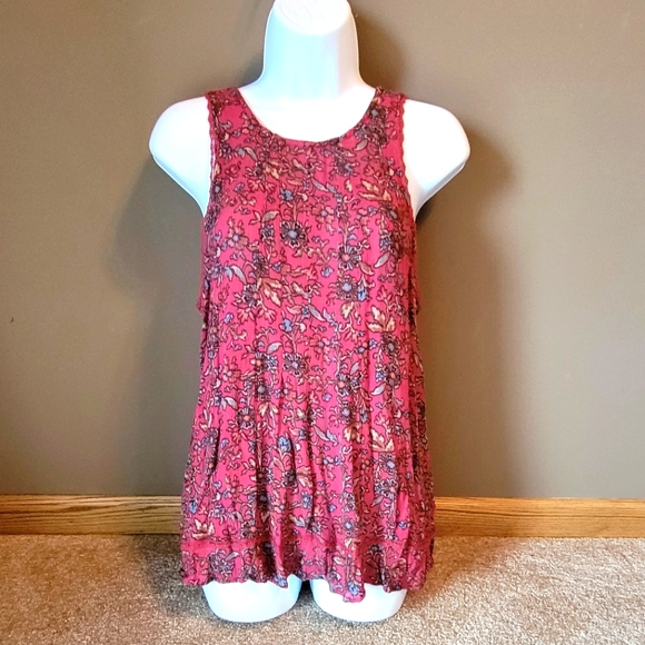 American Eagle Flower Lace Tank Top Size Medium - Picture 1 of 9